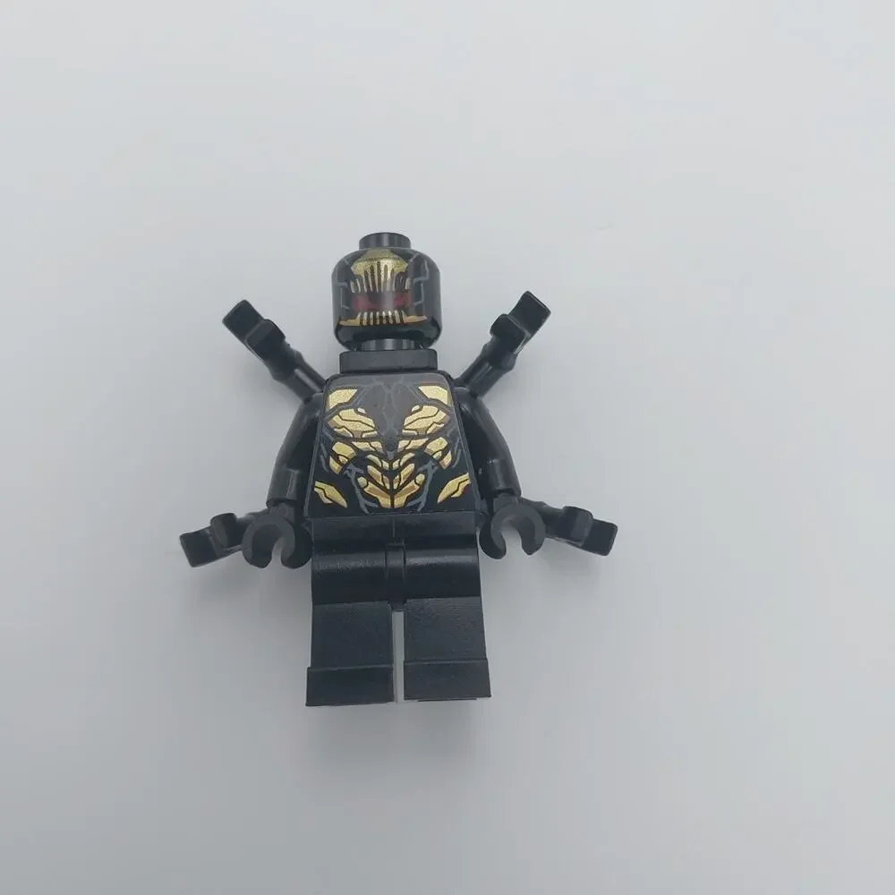 Lego Mini Figure Super Heroes Marvel Outrider 76104 76124